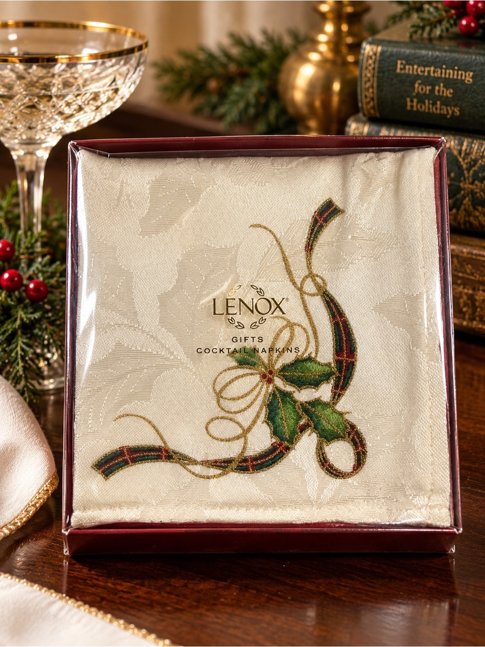 Lenox Holiday Nouveau Gold Cocktail Napkins Set of 6 NIB Christmas